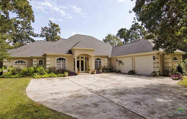 1st image of 169 Dogwood Lakes Cir