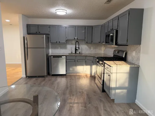 63 Prestwick Way Unit 63, Edison, NJ 08820