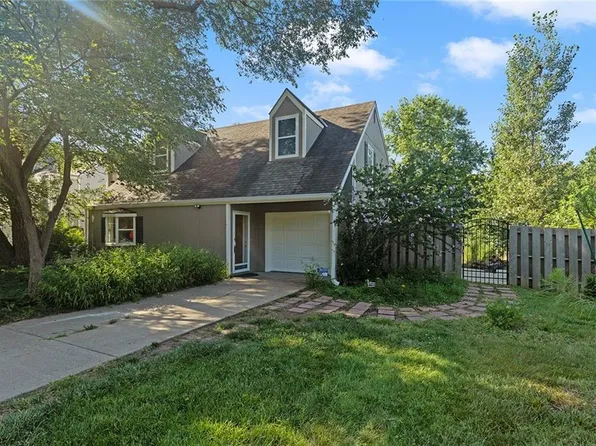 1623 W 3rd St, Lawrence, KS 66044