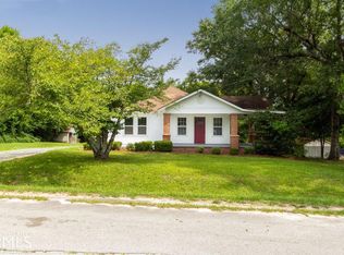 8121 Columbus Rd, Lizella, GA 31052