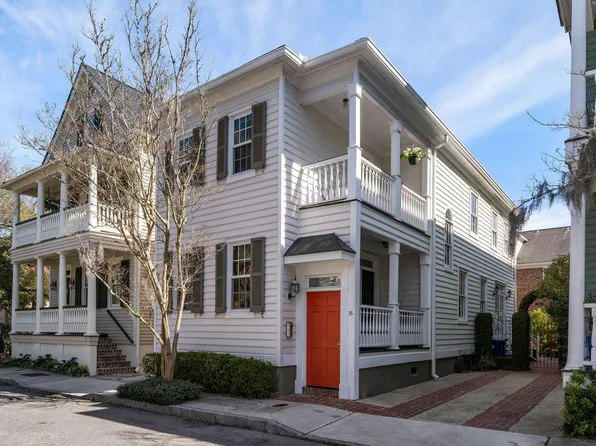 15 Menotti St, Charleston, SC 29401