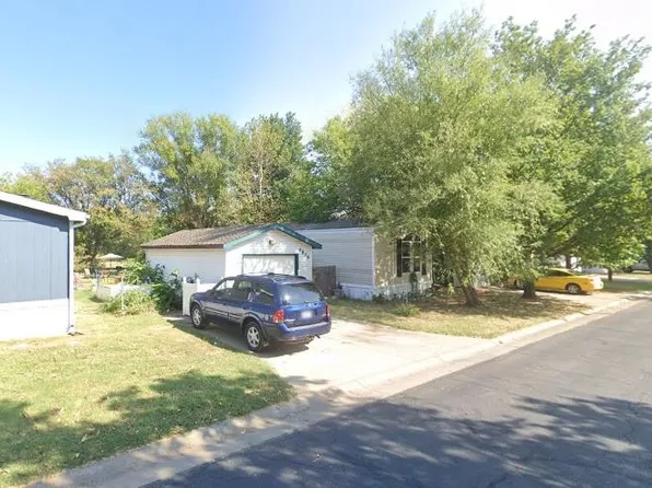 4806 S Edwards St, Wichita, KS 67217