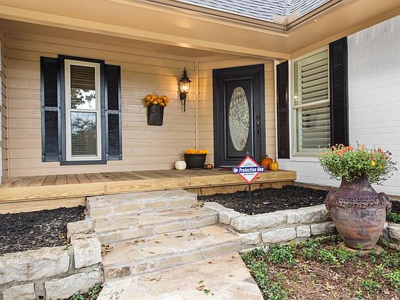 5th image of 3904 Cross Hill Ct