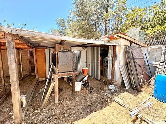 2nd image of 25484 Lake Wohlford Rd W #40