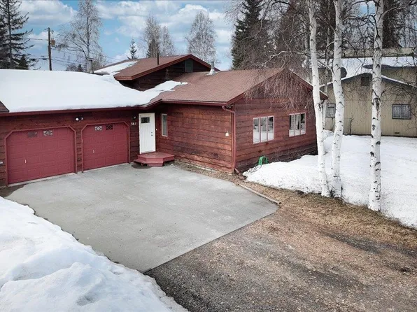 561 Slater Dr, Fairbanks, AK 99701