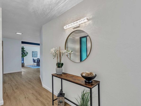 2114 Russell St, Napa, CA 94559