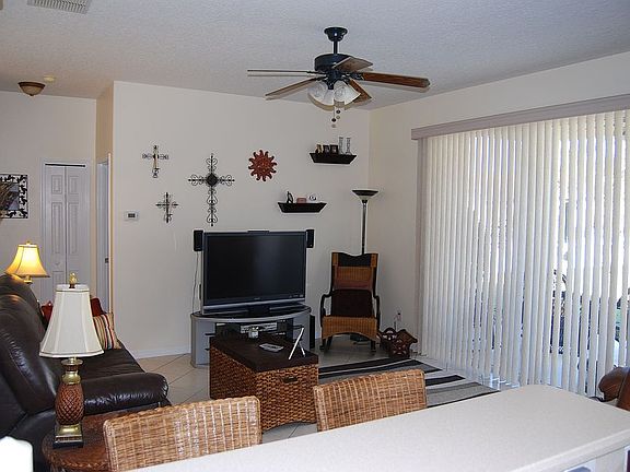 3rd image of 14605 Chloe Ct