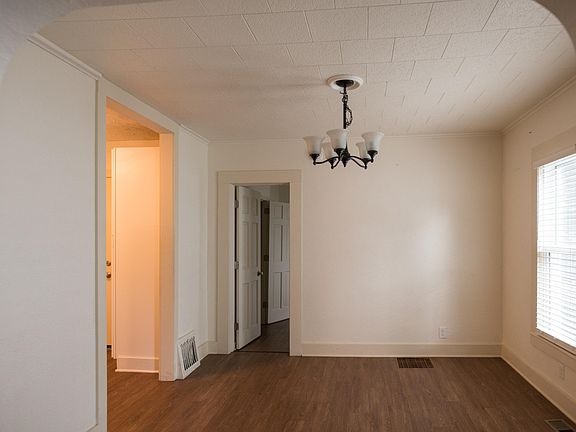 4th image of 1305 Reed Ave