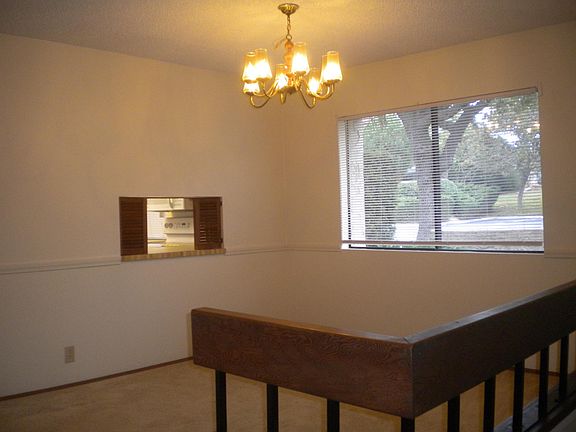 4th image of 832 Coriander Ct