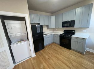 1434 W Marquette Rd #2M, Chicago, IL 60636