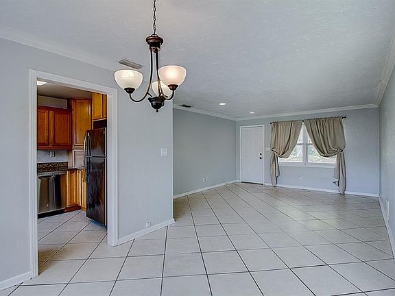 5th image of 2870 Sequoia Ln