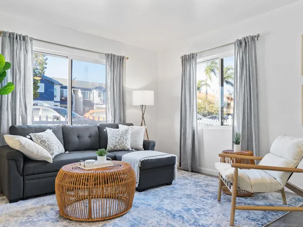 1017 Hornblend St, San Diego, CA 92109