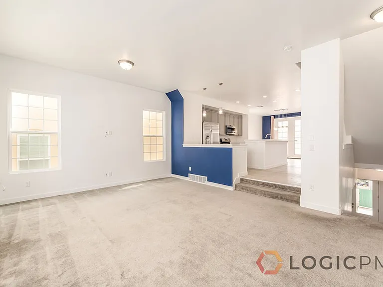 10592 S Redknife Dr — Photo 6