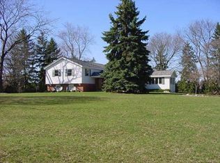 52 Highland Rd, Palatine, IL 60067