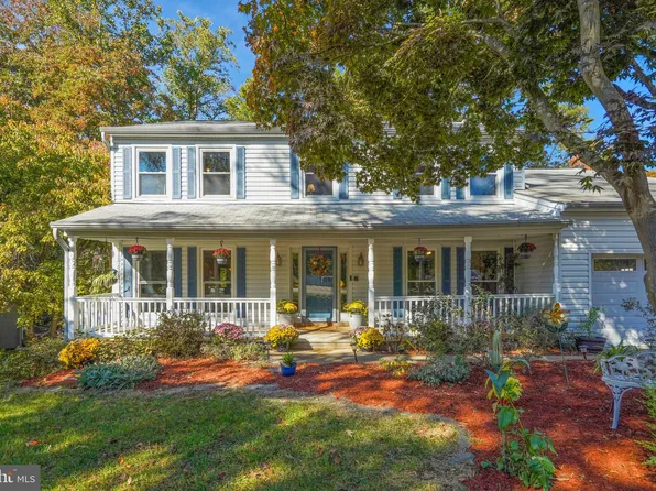 2147 Aquia Dr, Stafford, VA 22554