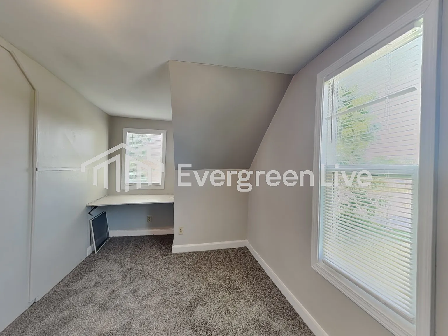 3 bed, 2.0 bath, 1812 sqft, $1,675 — Photo 3