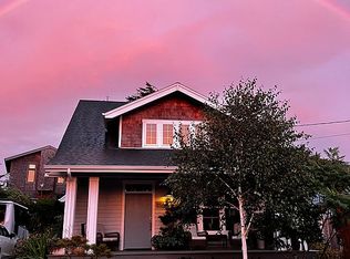 276 3rd St, Manzanita, OR 97130