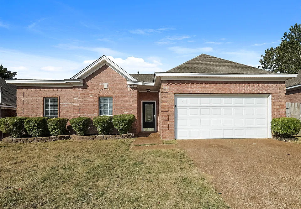 4516 Lindawood Ln