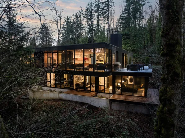 432 NW Royal Blvd, Portland, OR 97210