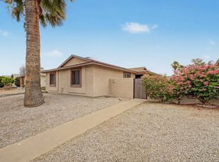 5232 W Mauna Loa Ln, Glendale, AZ 85306