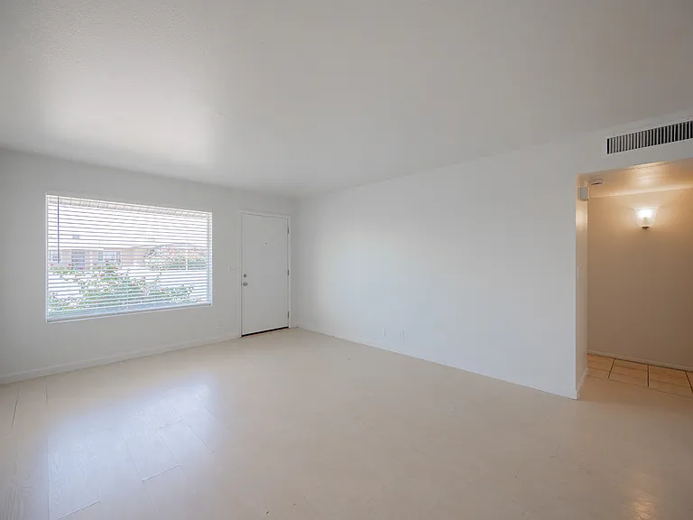 617 E Brown Rd, Mesa Az — Photo 8