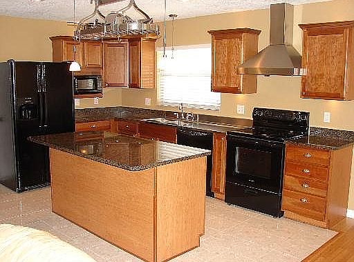 2nd image of 4355 Wyndcliff Cir
