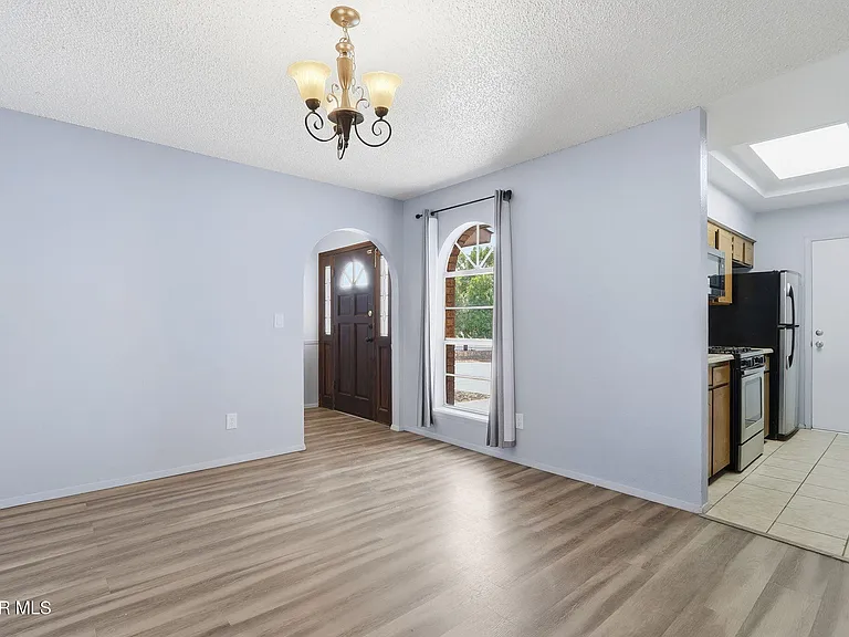 1610 Dale Douglas Dr — Photo 5