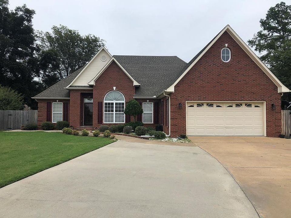 1st image of 46 Bonda Dr