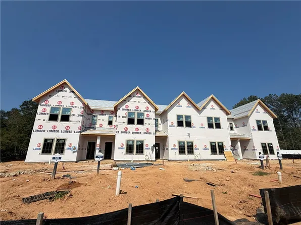 2905 Bennett Ln, Auburn, AL 36832