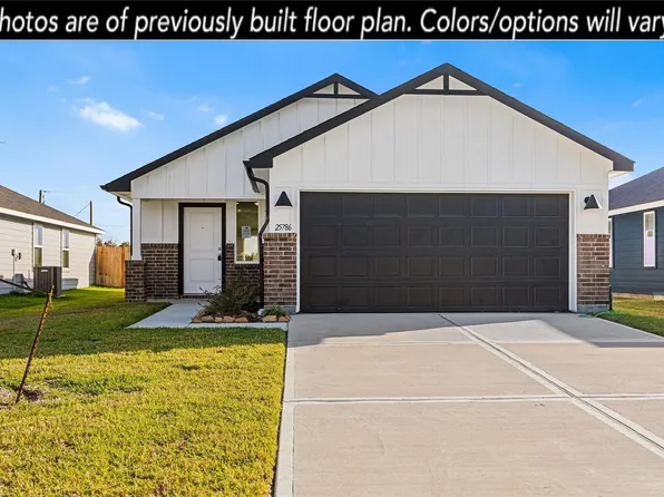 18728 Loom Dr, Conroe, TX 77306