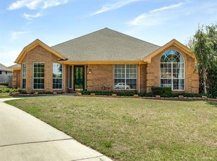 1705 Meadowbrook Ct, Decatur, TX 76234