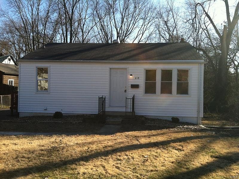 1st image of 618 Wesley Ave