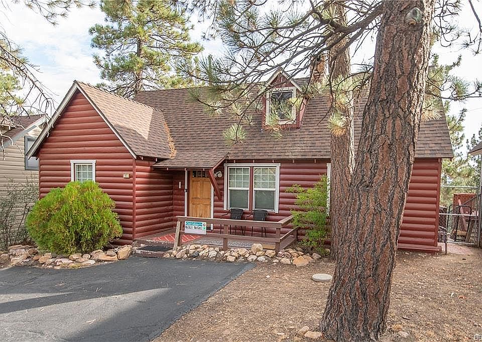 1st image of 453 Vista Ln