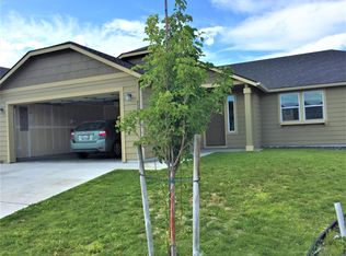 9392 W 6th Pl, Kennewick, WA 99336
