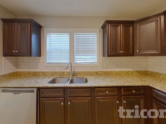 5th image of 234 Nicene Ct