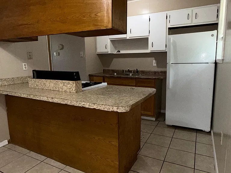 2322 Brock Pl S — Photo 12