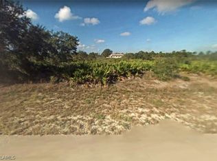 2307 Abbott Ave, Alva, FL 33920