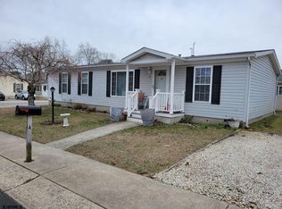 4 Oaks Dr, Mays Landing, NJ