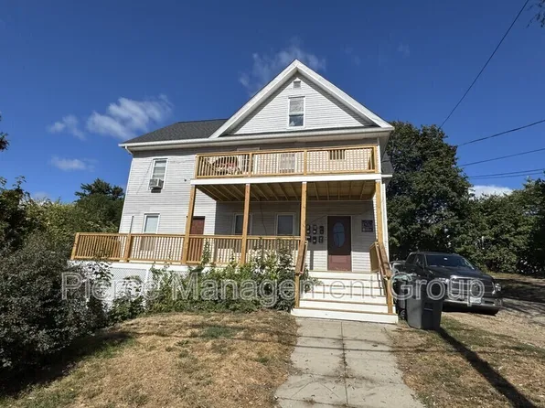 194 N Main St #2, Suncook, NH 03275