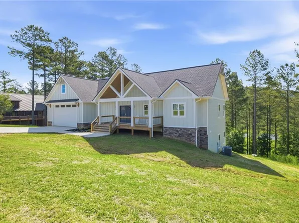 511 Sandy Lake Ln, Blairsville, GA 30512