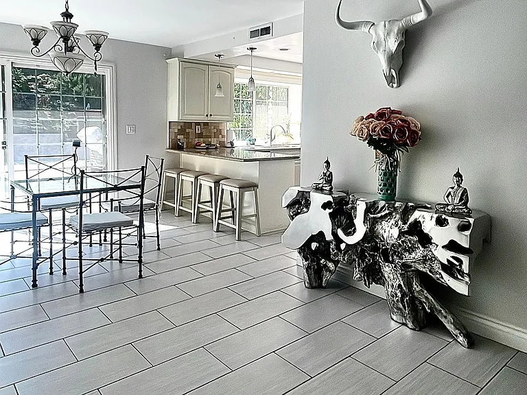 5055 Ludgate Dr — Photo 19