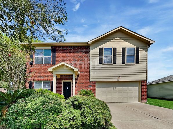9116 Dolphin Cir
