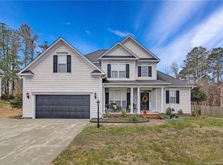 1408 Blue Ribbon Ln, Hope Mills, NC 28348