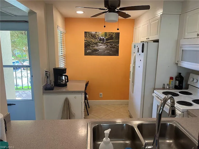 1085 Forest Lakes Dr #8202 — Photo 16
