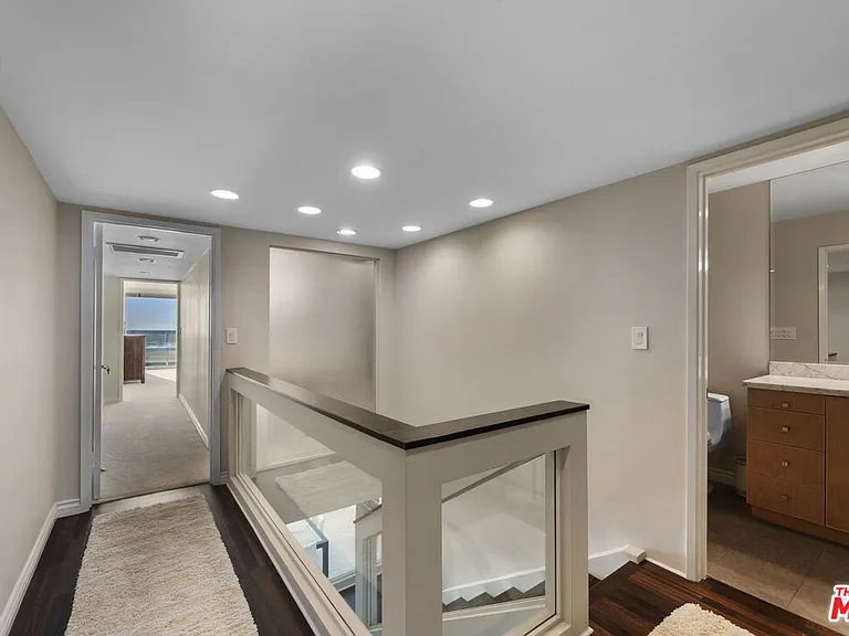 4 Jib St #3 — Photo 10