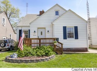 2424 S 7th St, Springfield, IL 62703