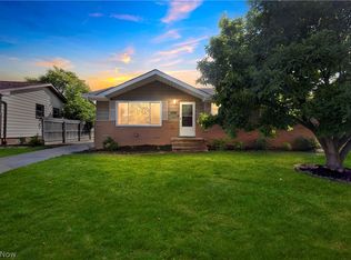 6895 Revere Rd, Parma Heights, OH 44130