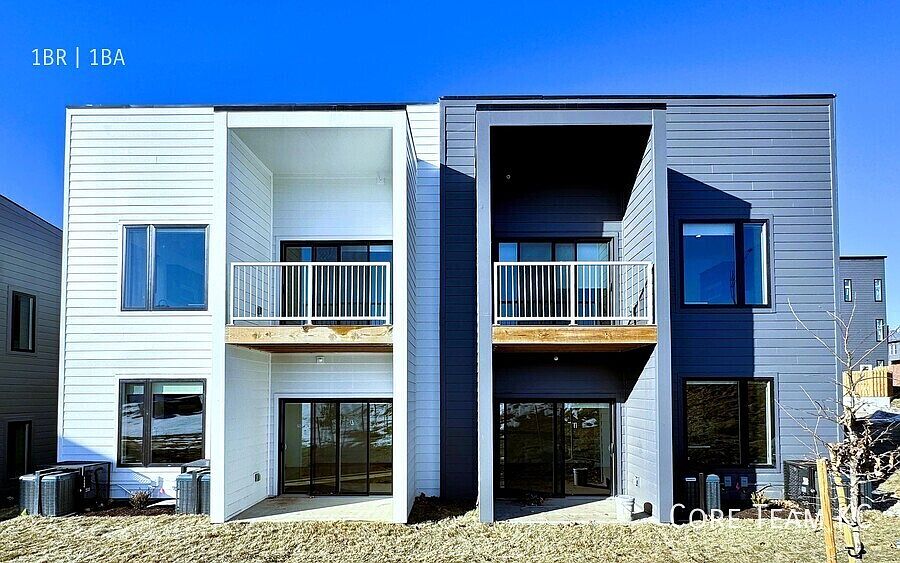 1st image of 1015 Pacific St #1041-A