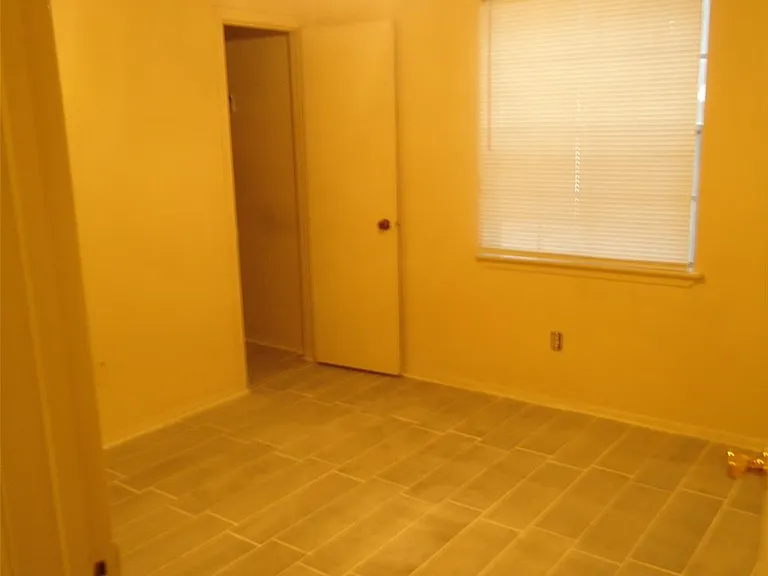 7543 Andiron Cir — Photo 12