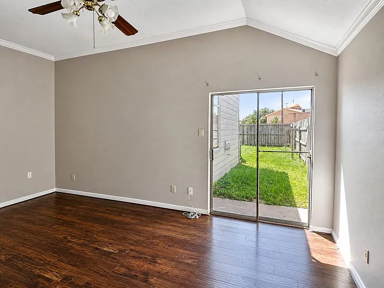 7142 River Garden Dr — Photo 25